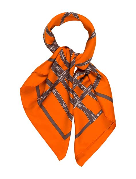 bolduc scarf hermes.